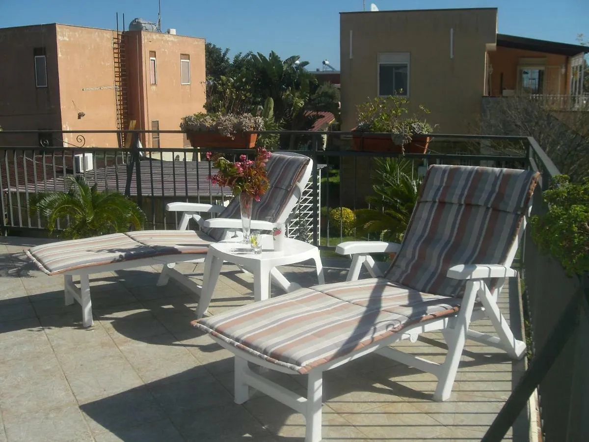 Villa Cetty Fontane Bianche 0*,  Italy