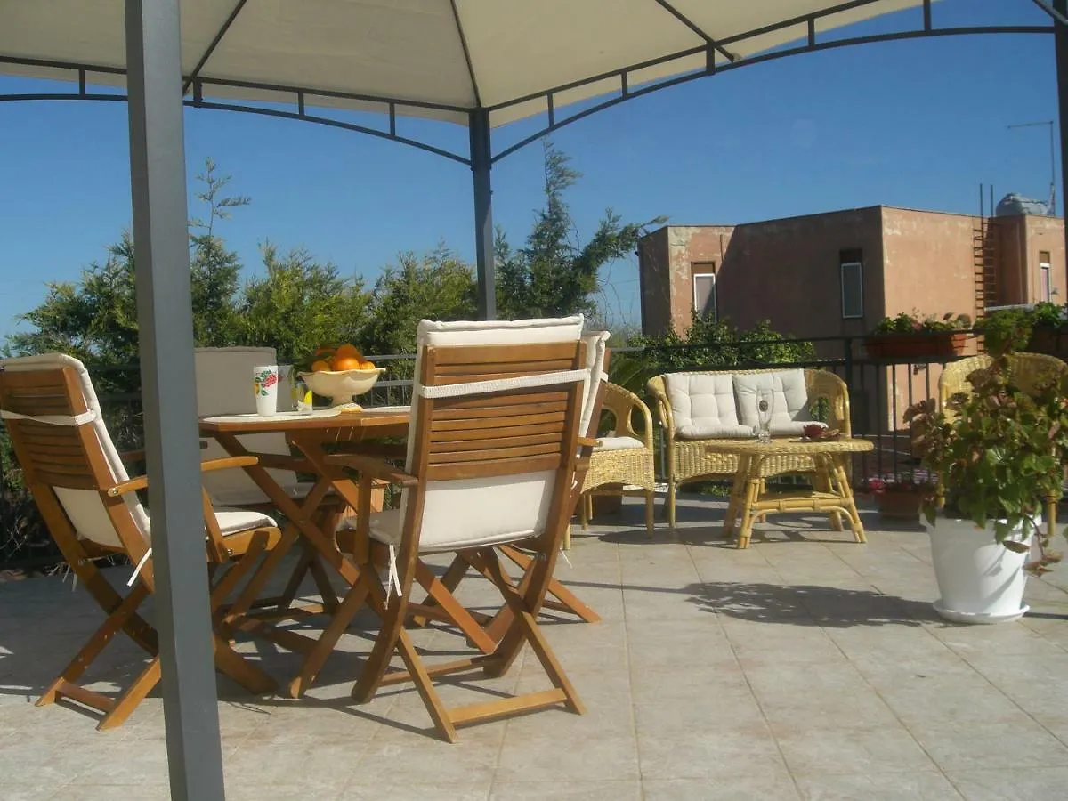 Villa Cetty Fontane Bianche 0*,