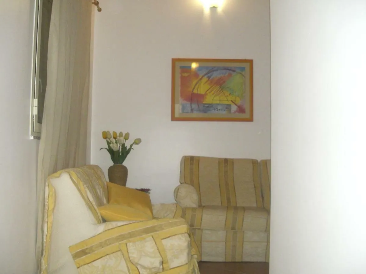 Holiday home Villa Cetty Fontane Bianche Italy